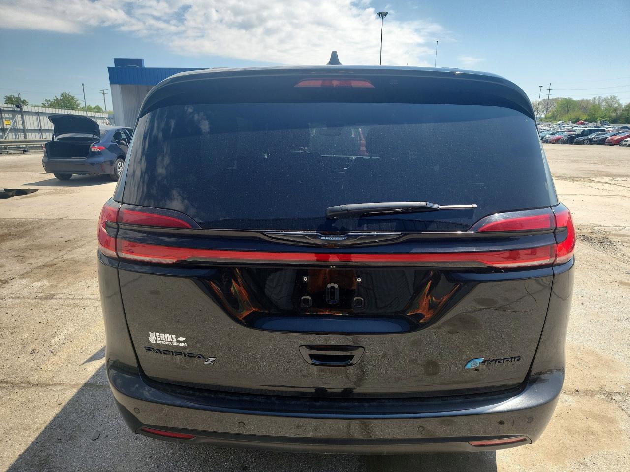 2021 CHRYSLER PACIFICA