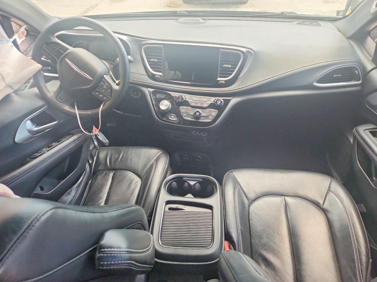 2021 CHRYSLER PACIFICA