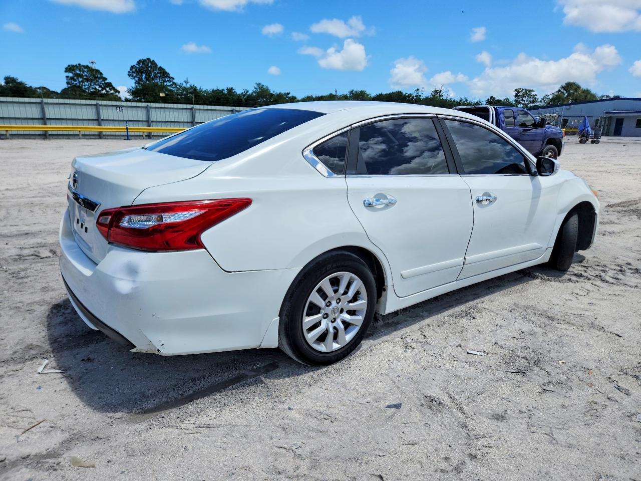 2016 NISSAN ALTIMA