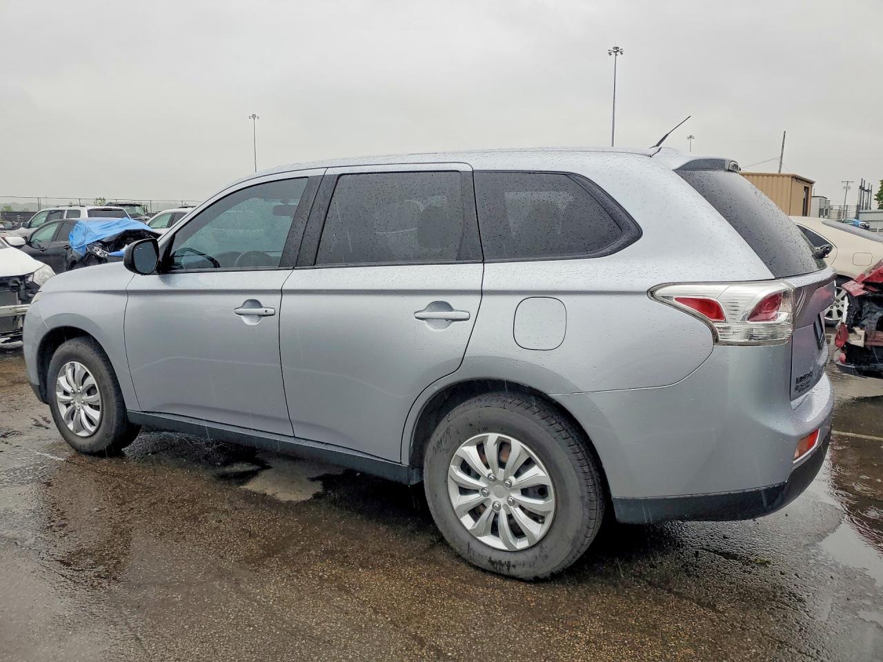 2014 MITSUBISHI OUTLANDER