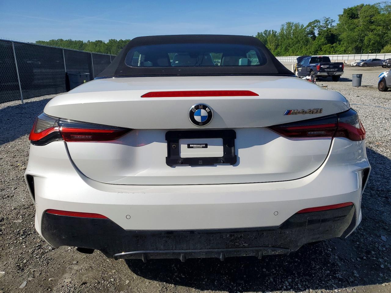 2022 BMW M4