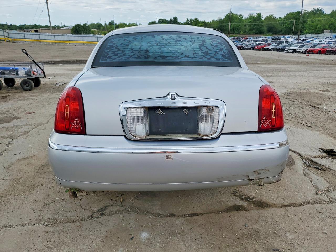 2001 LINCOLN TOWNCAR