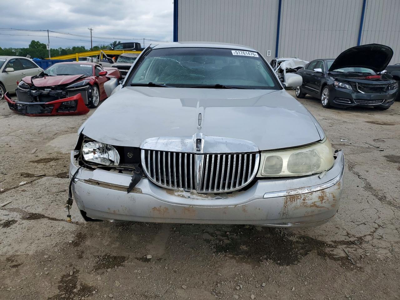 2001 LINCOLN TOWNCAR