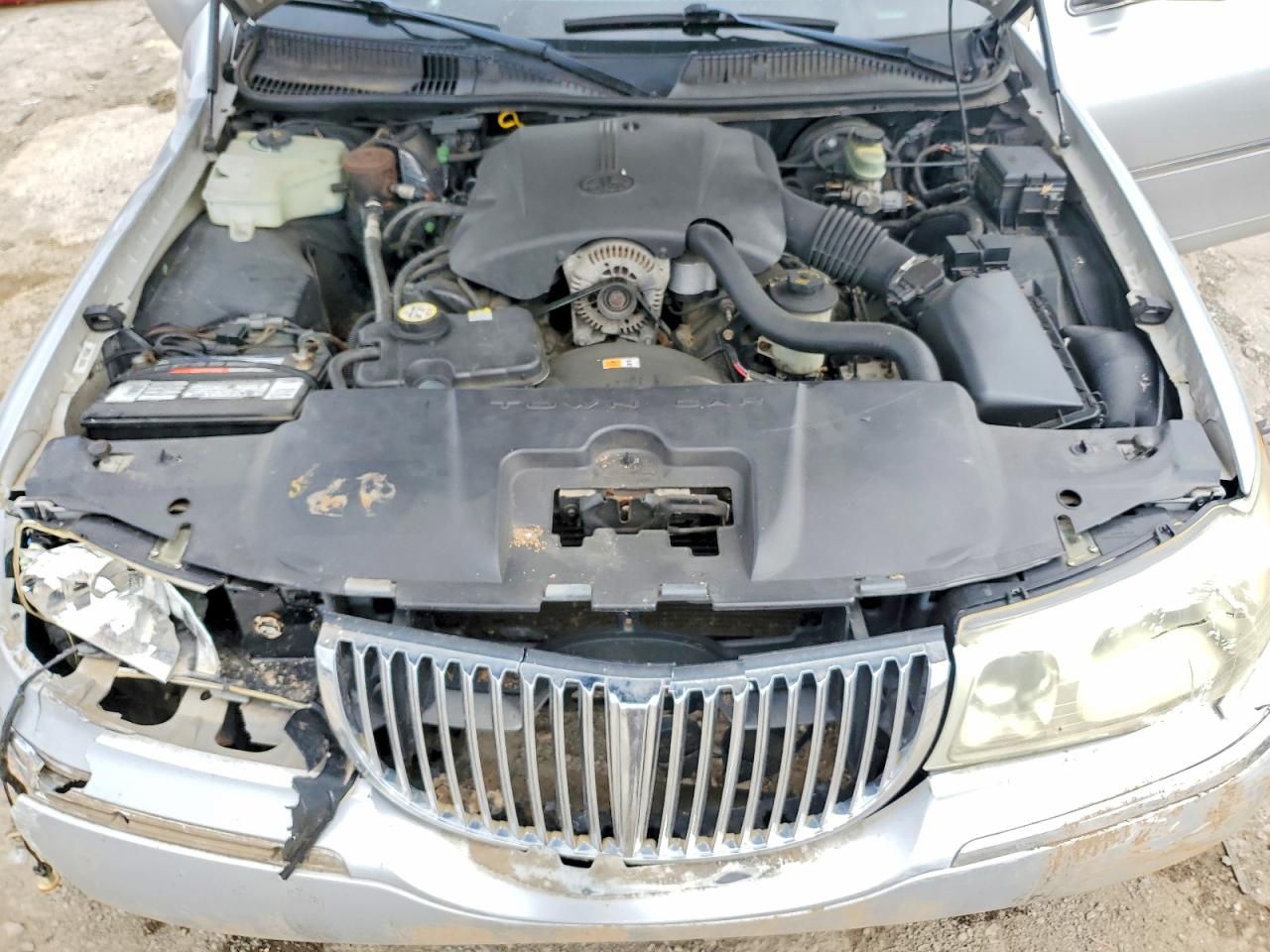2001 LINCOLN TOWNCAR