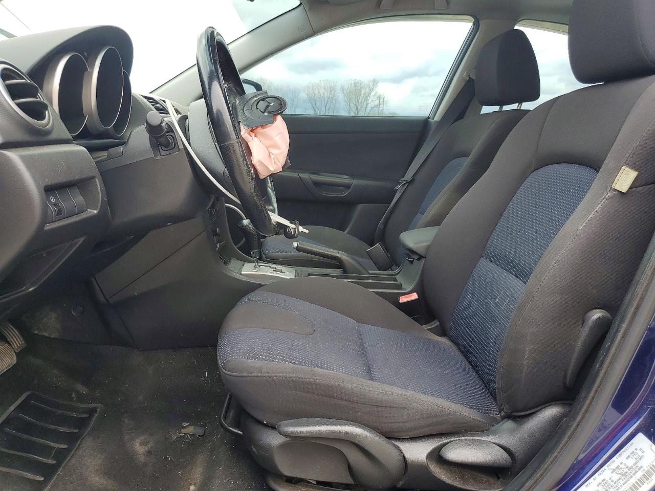 2004 MAZDA MAZDA3