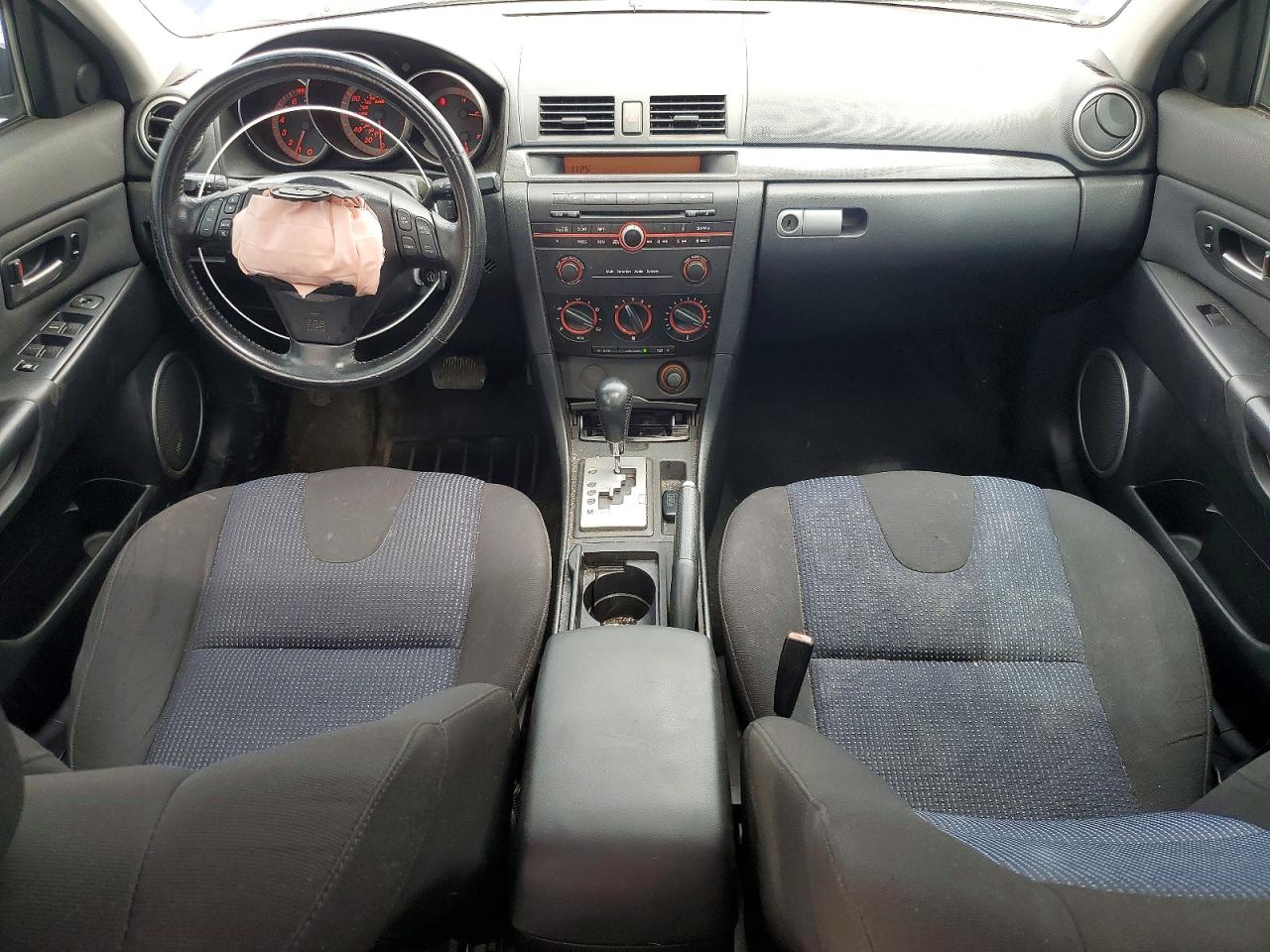 2004 MAZDA MAZDA3