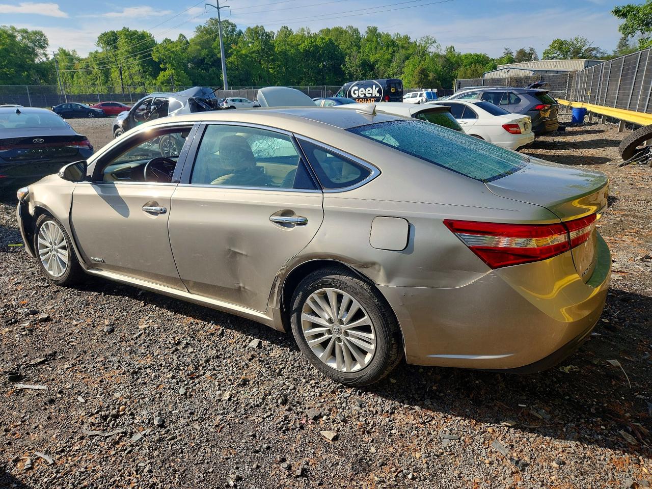 2014 TOYOTA AVALON
