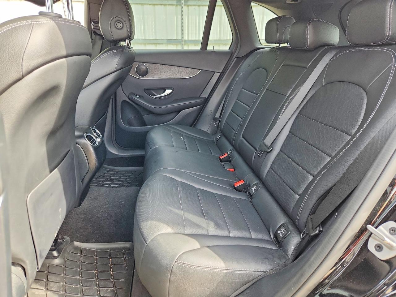 2022 MERCEDES-BENZ GLC-CLASS