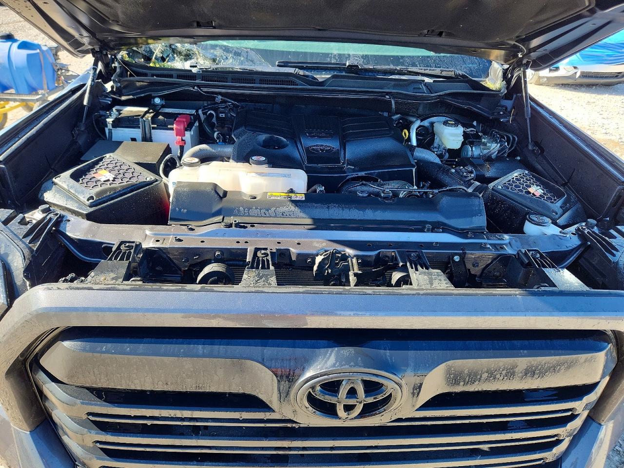 2025 TOYOTA TUNDRA