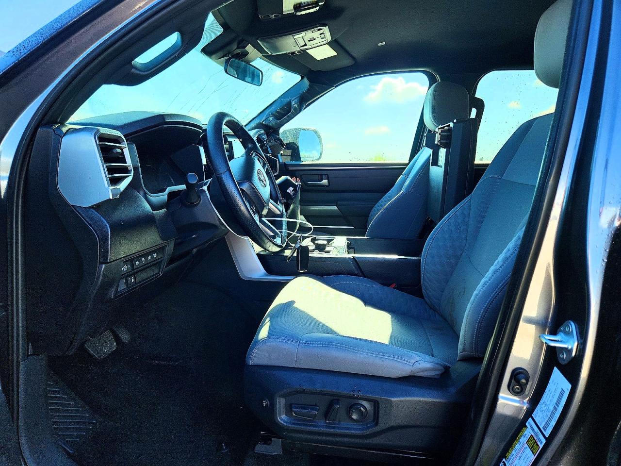 2025 TOYOTA TUNDRA