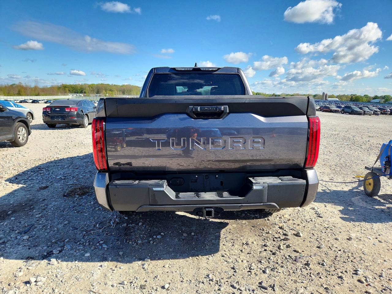 2025 TOYOTA TUNDRA