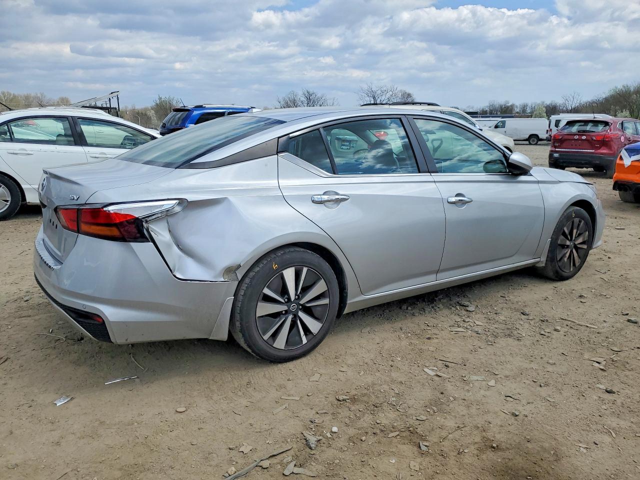 2021 NISSAN ALTIMA