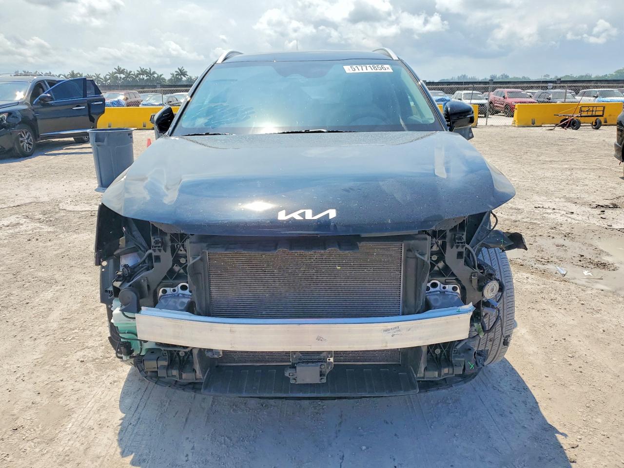 2025 KIA SORENTO