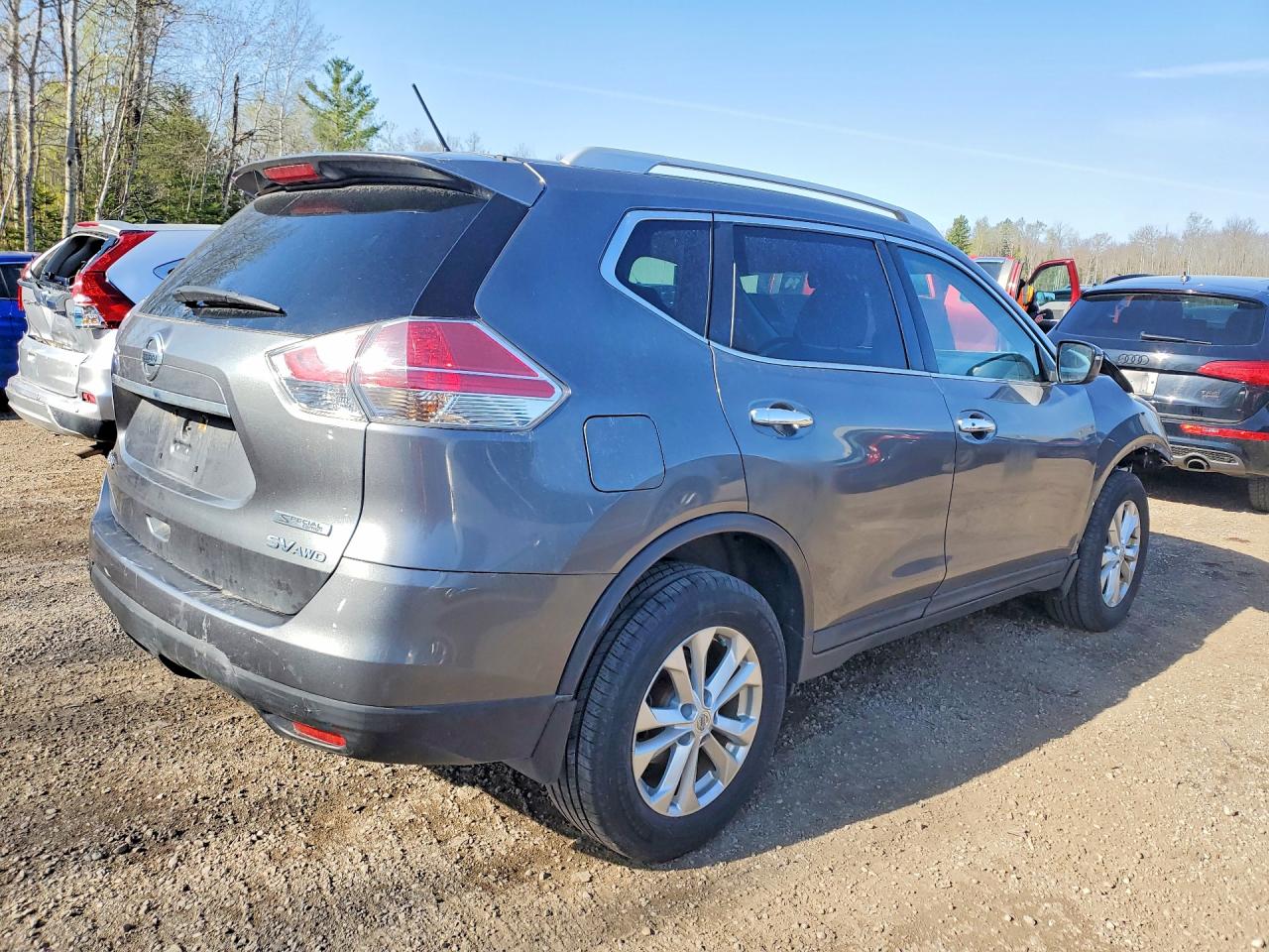 2016 NISSAN ROGUE
