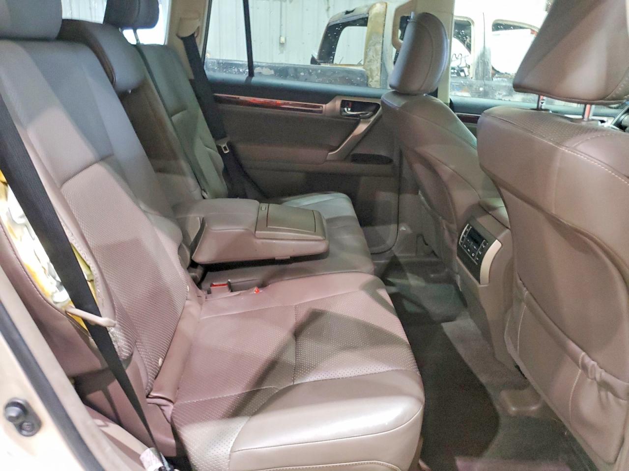2011 LEXUS GX