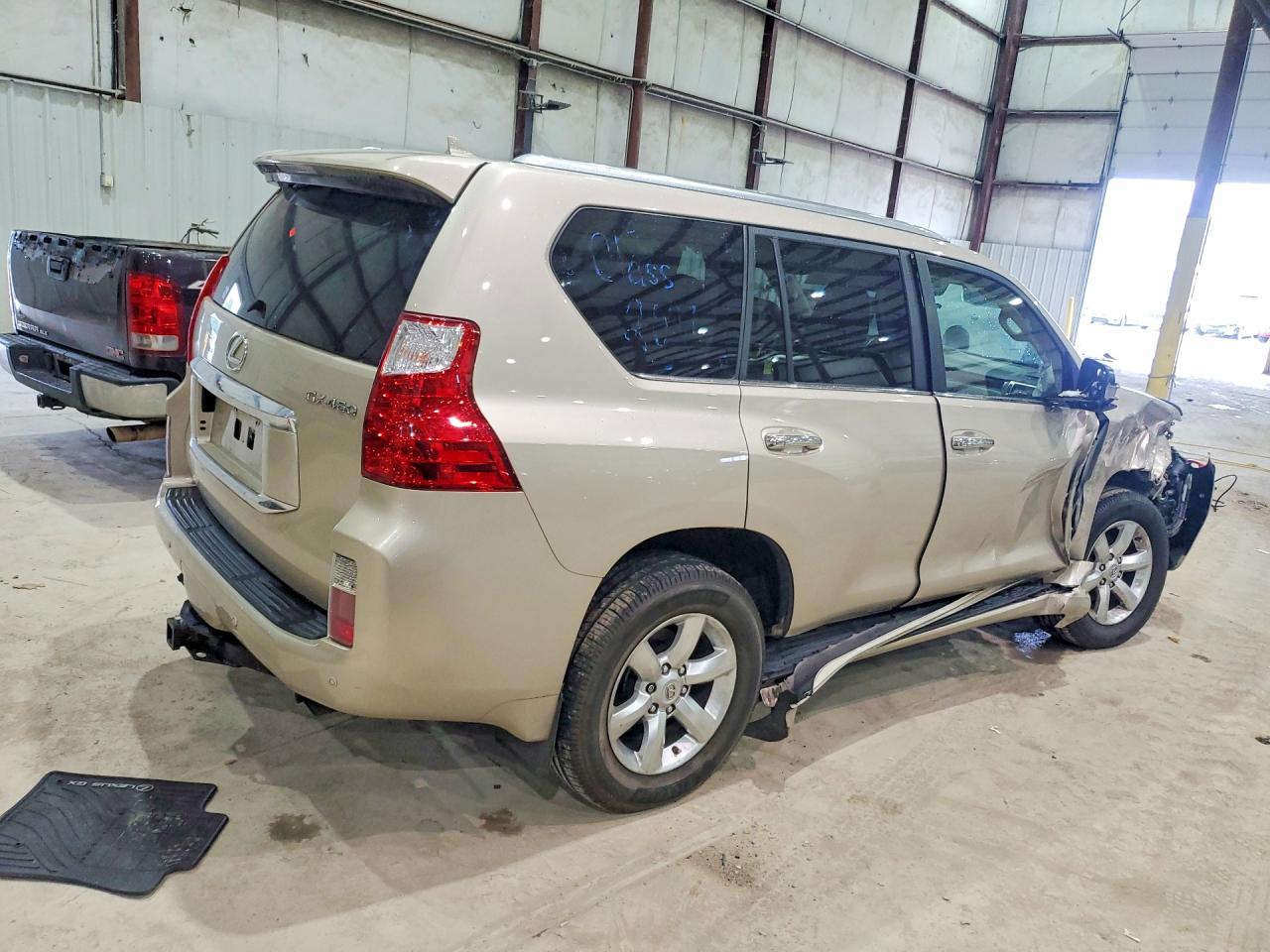 2011 LEXUS GX