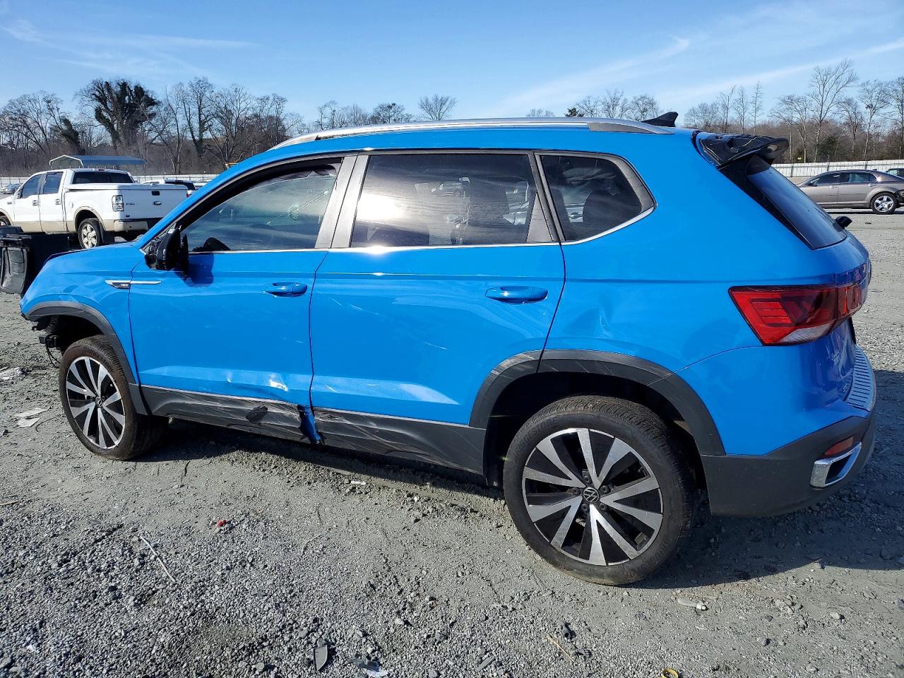 2023 VOLKSWAGEN TAOS
