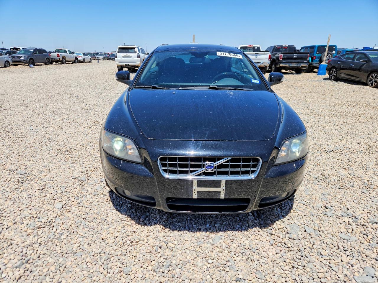 2010 VOLVO C70