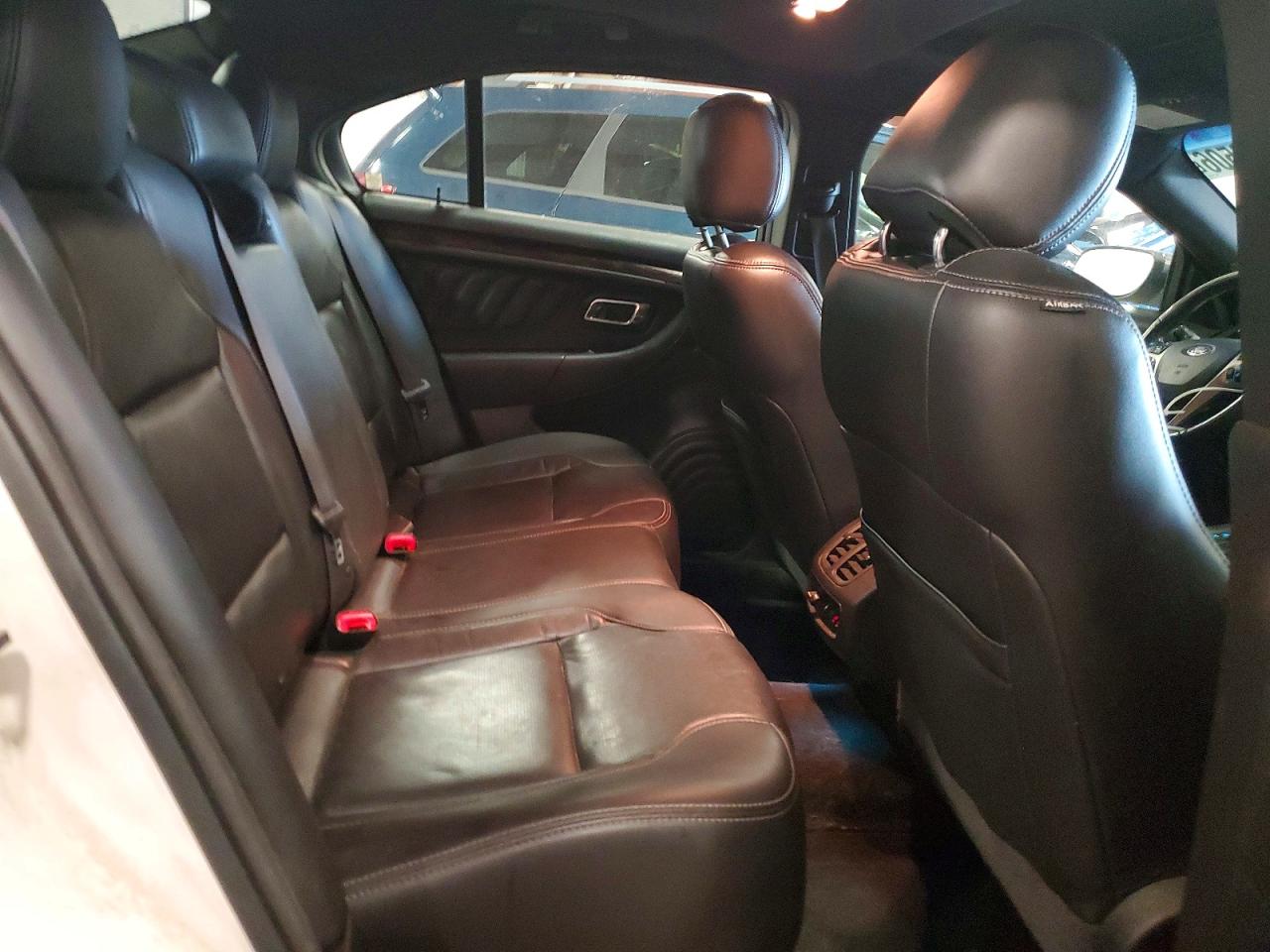 2016 FORD TAURUS
