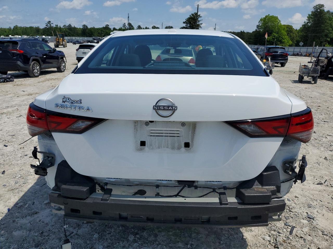 2025 NISSAN SENTRA