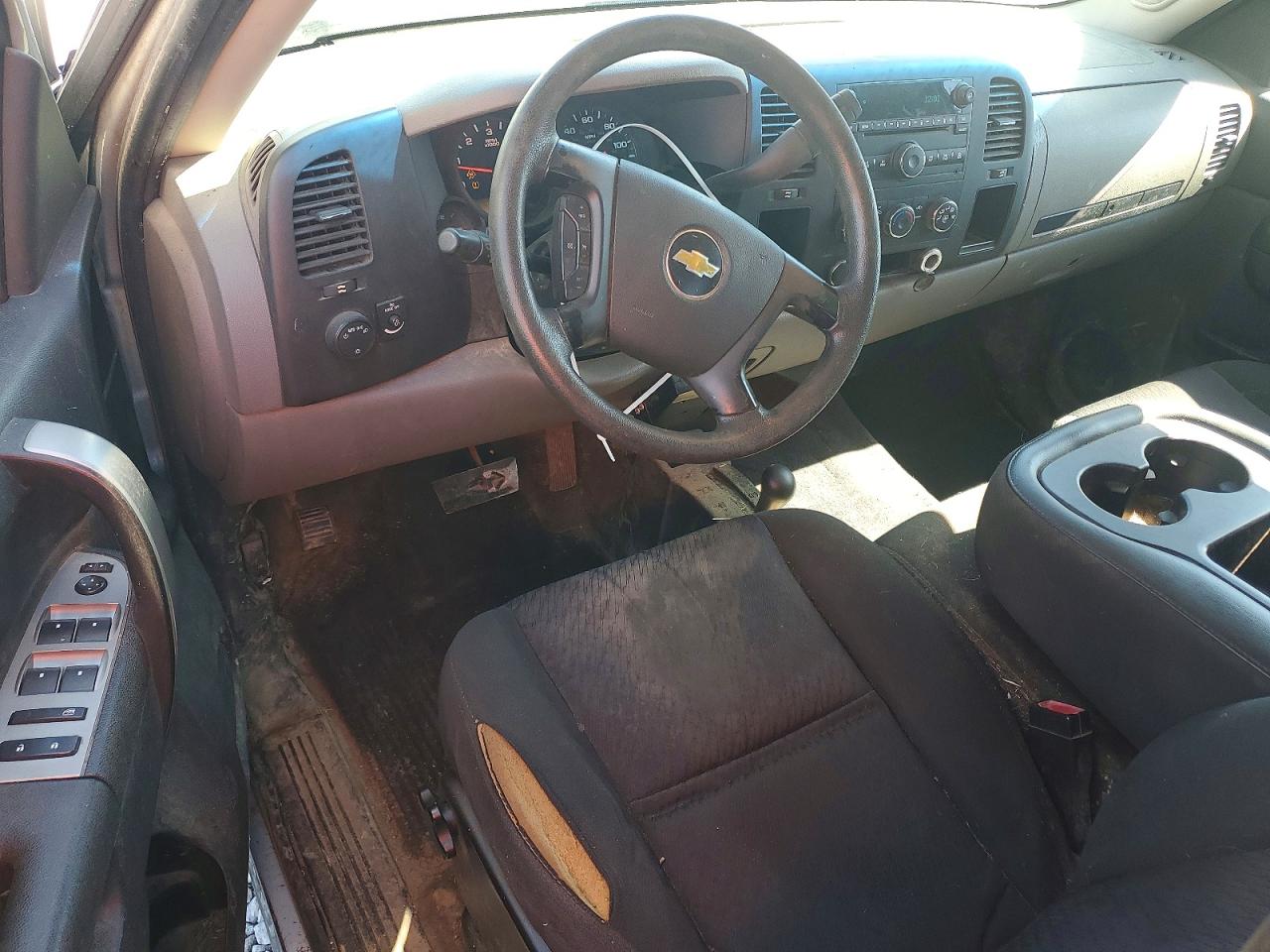 2011 CHEVROLET SILVERADO