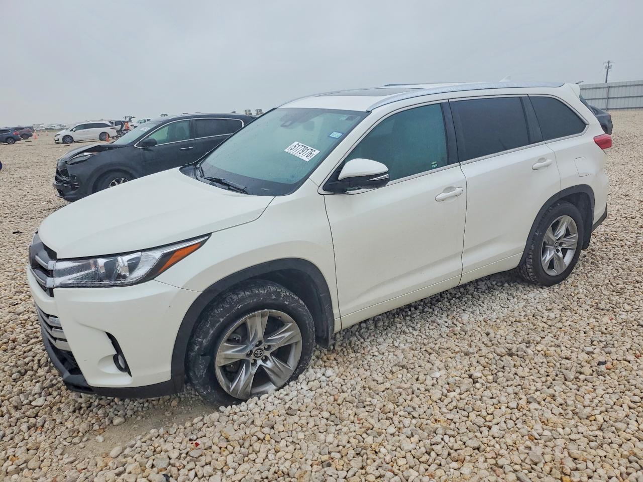 2018 TOYOTA HIGHLANDER