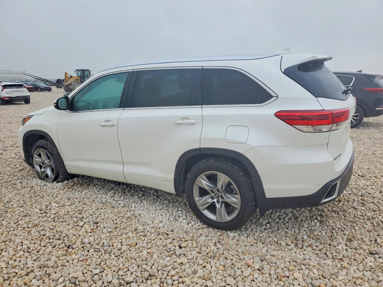 2018 TOYOTA HIGHLANDER