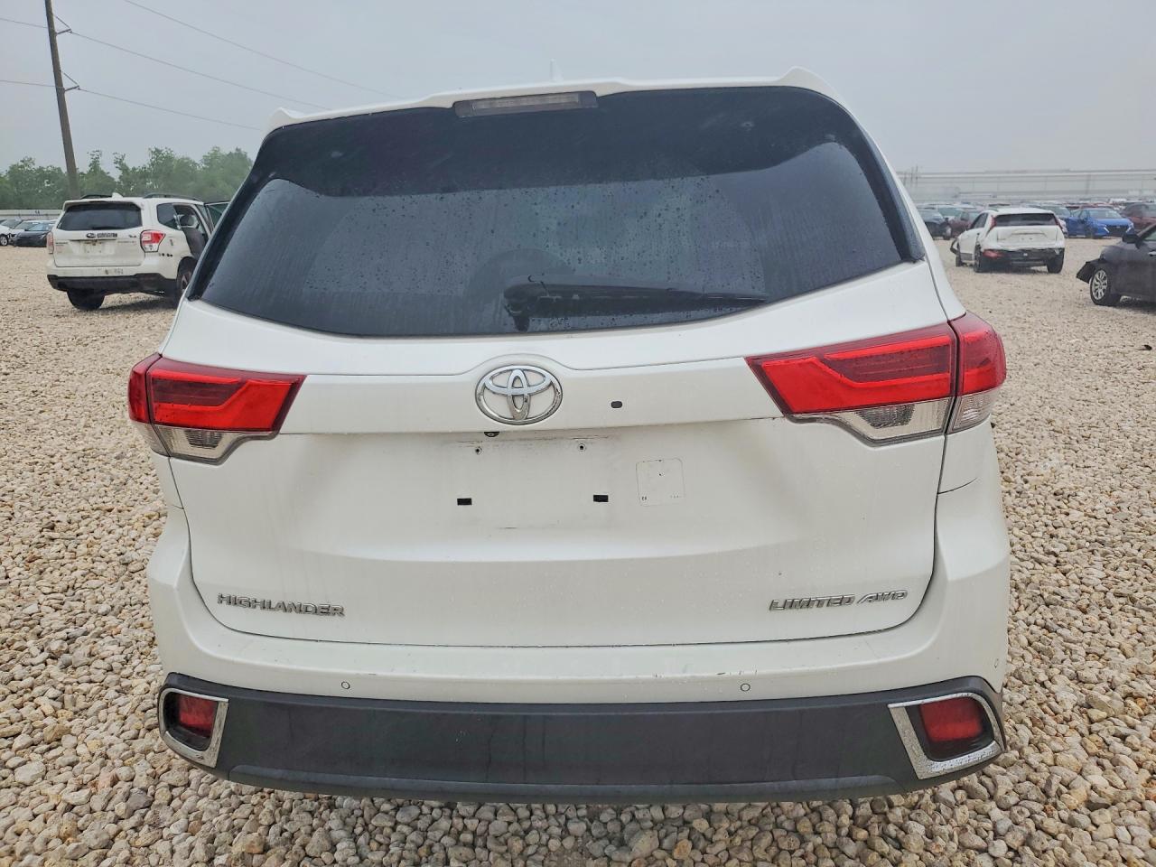 2018 TOYOTA HIGHLANDER