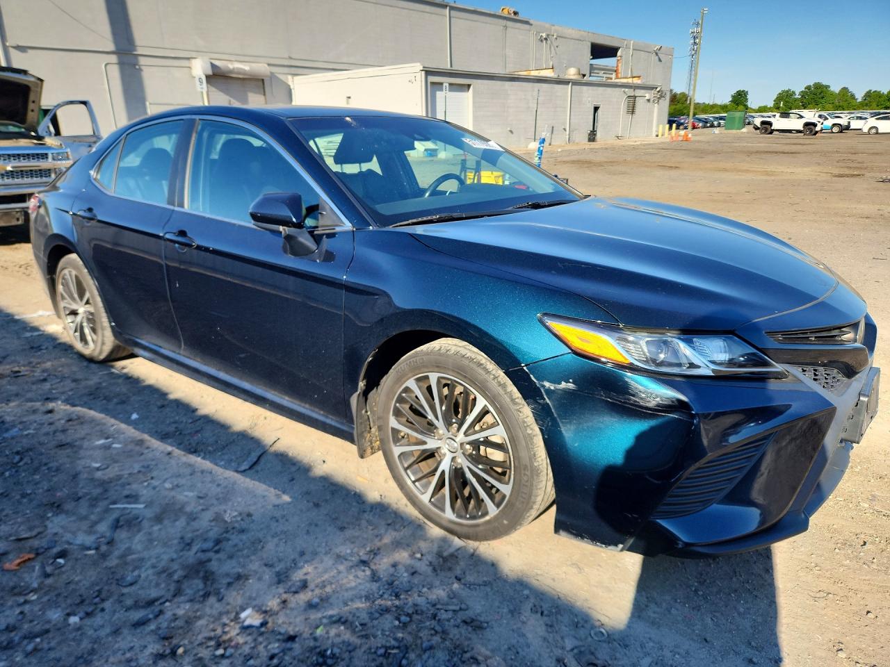 2018 TOYOTA CAMRY