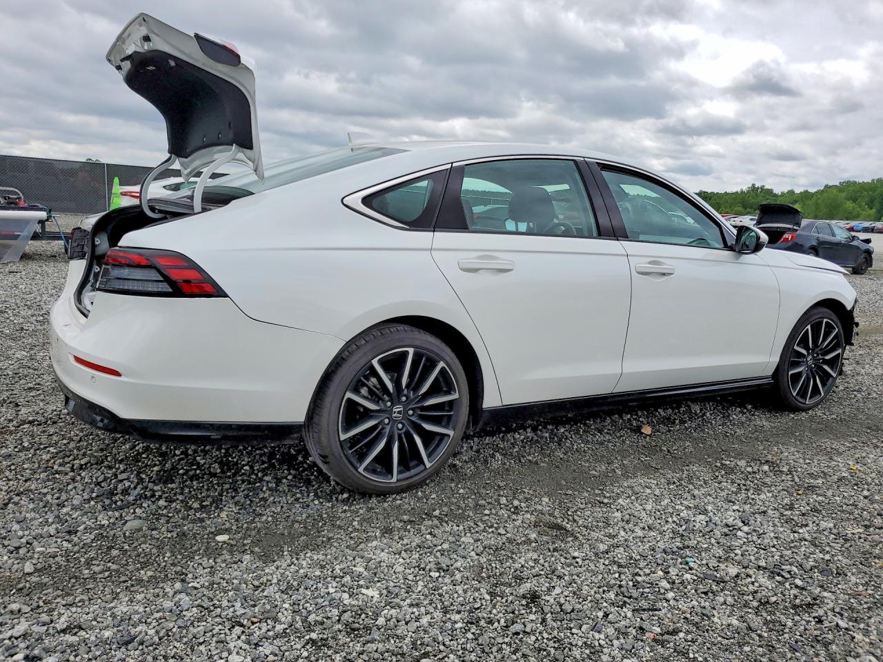 2025 HONDA ACCORD