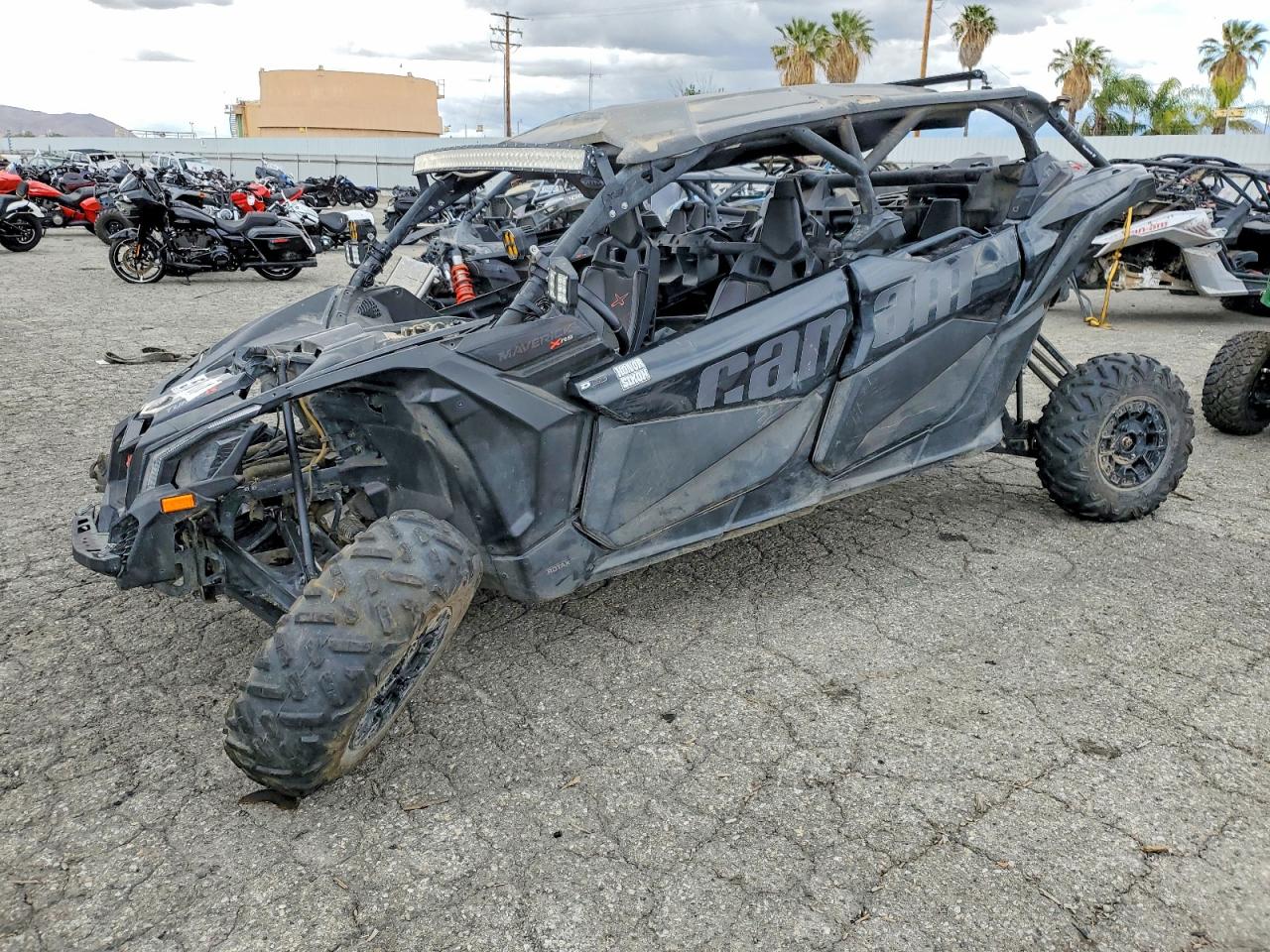 2019 CAN-AM SIDEBYSIDE