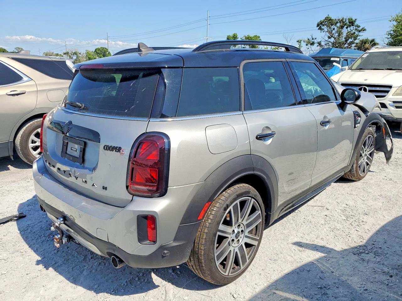 2024 MINI COOPER
