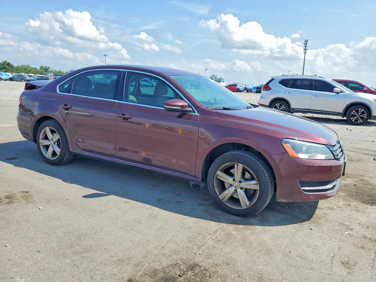 2012 VOLKSWAGEN PASSAT