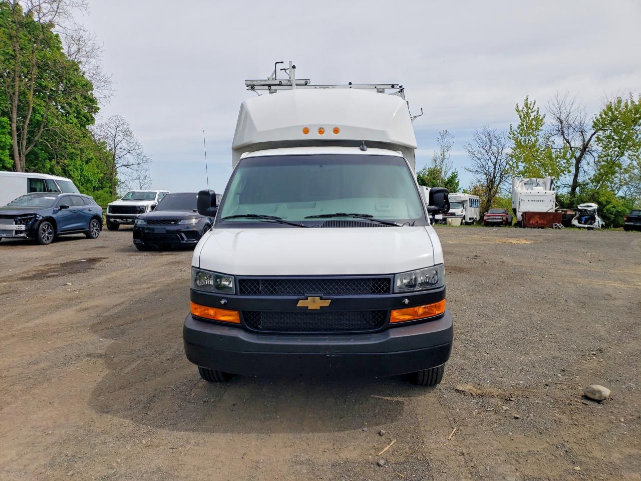 2024 CHEV EXPRESS