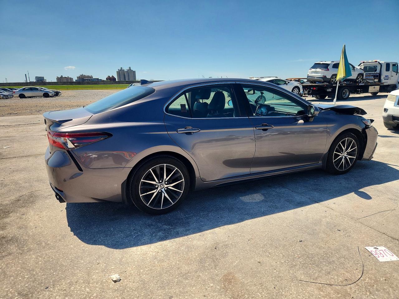 2023 TOYOTA CAMRY