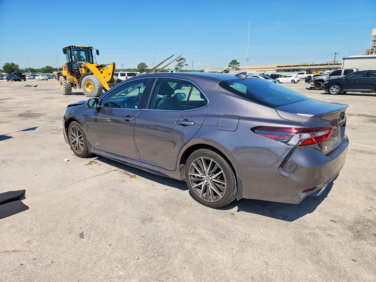 2023 TOYOTA CAMRY
