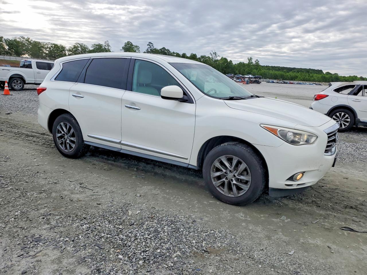 2013 INFINITI JX35