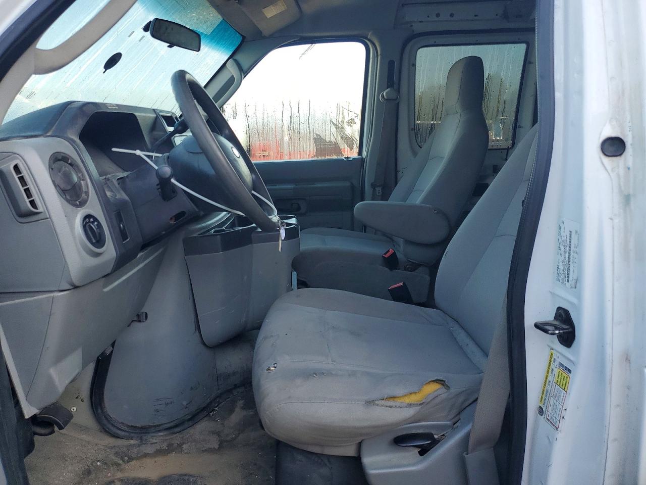 2009 FORD ECONOLINE