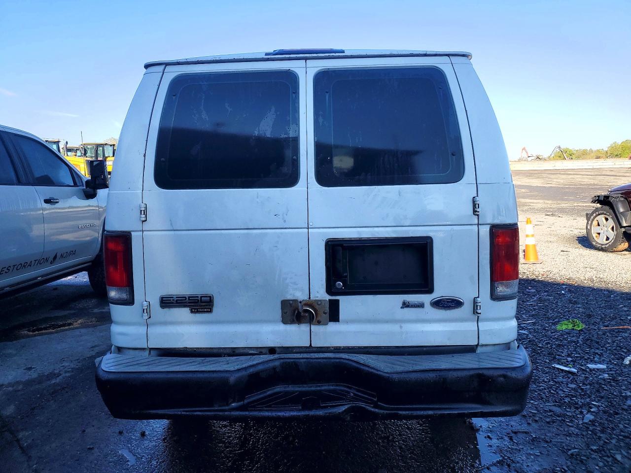 2009 FORD ECONOLINE