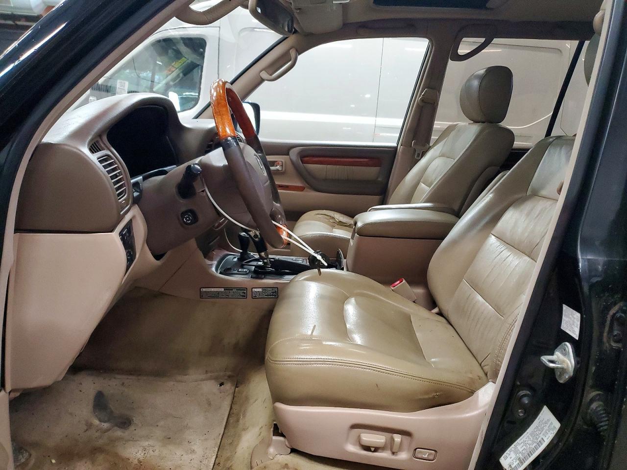 2002 LEXUS LX470