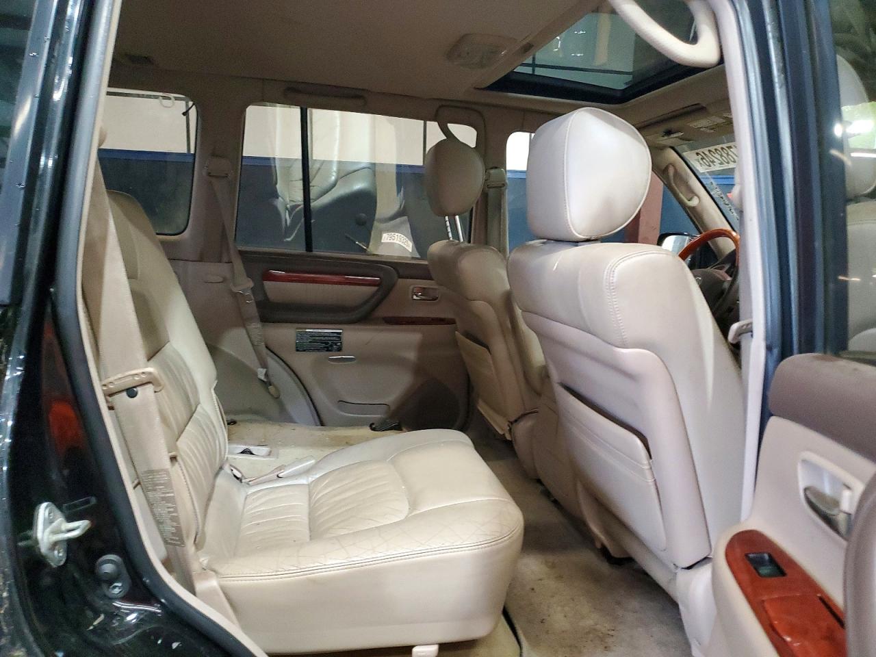 2002 LEXUS LX470