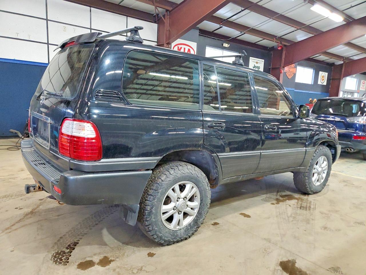 2002 LEXUS LX470