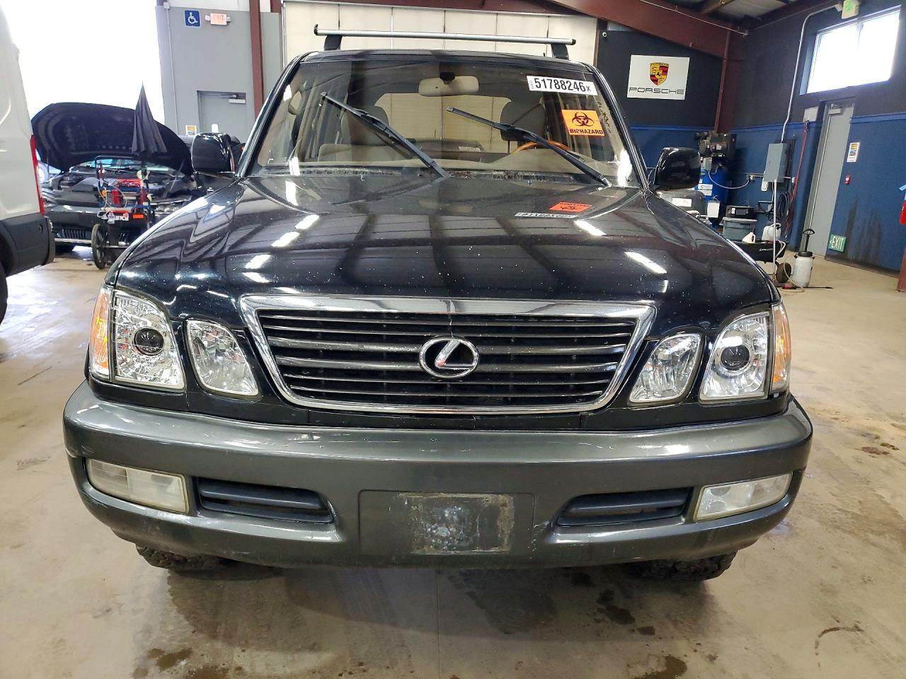 2002 LEXUS LX470