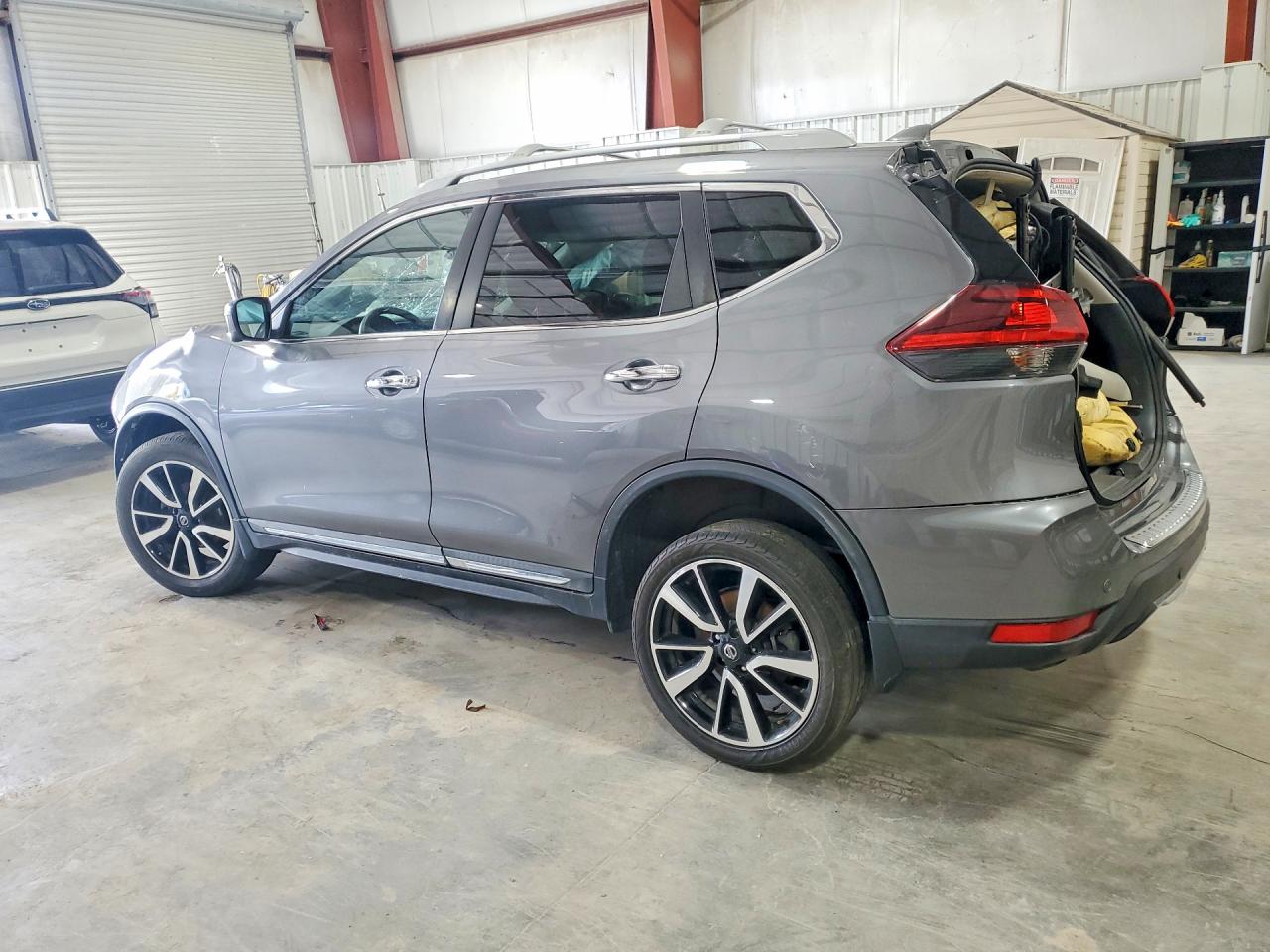 2019 NISSAN ROGUE