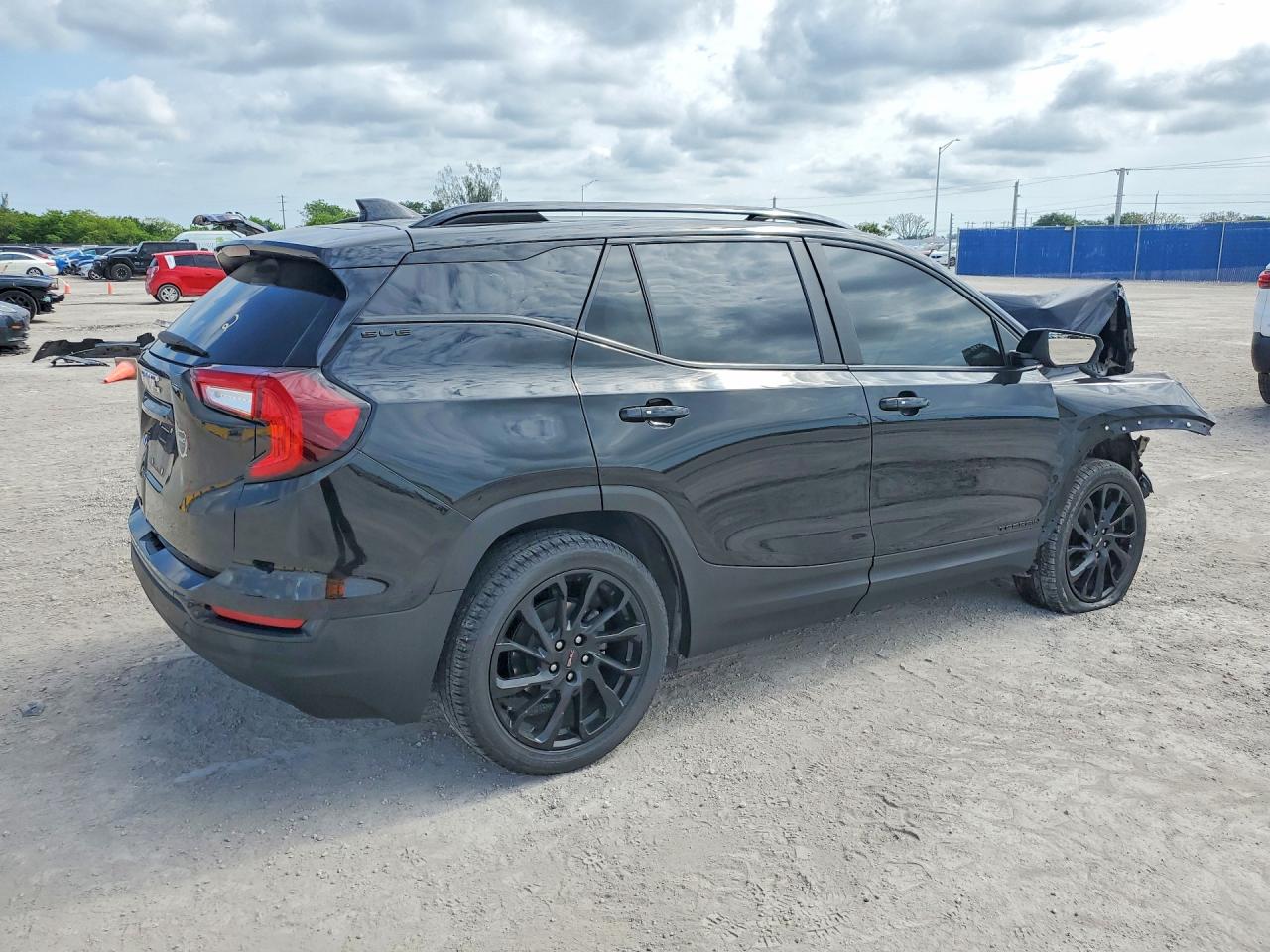 2023 GMC TERRAIN