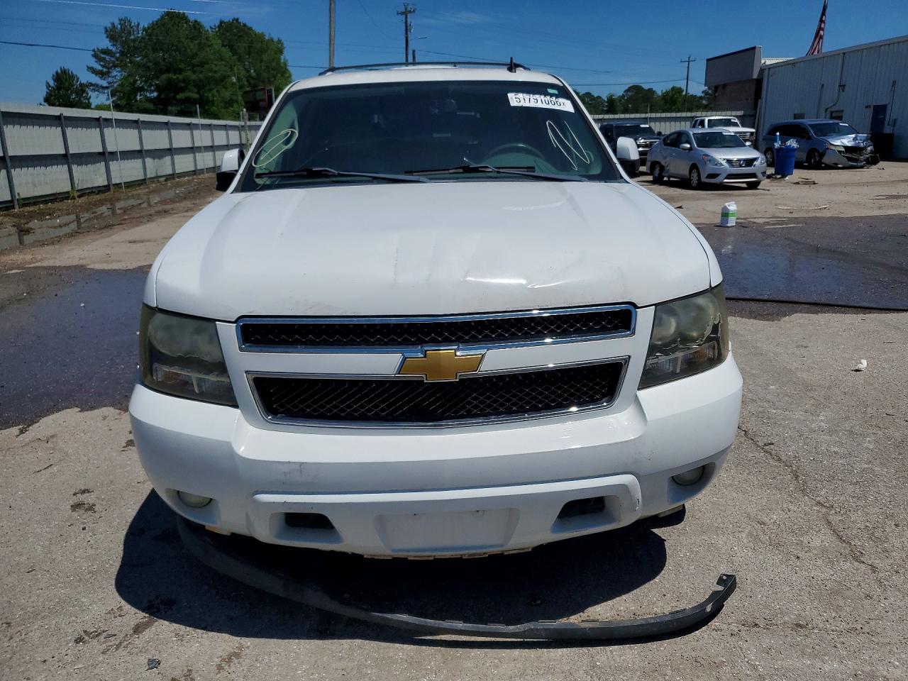 2009 CHEV SUBURBAN
