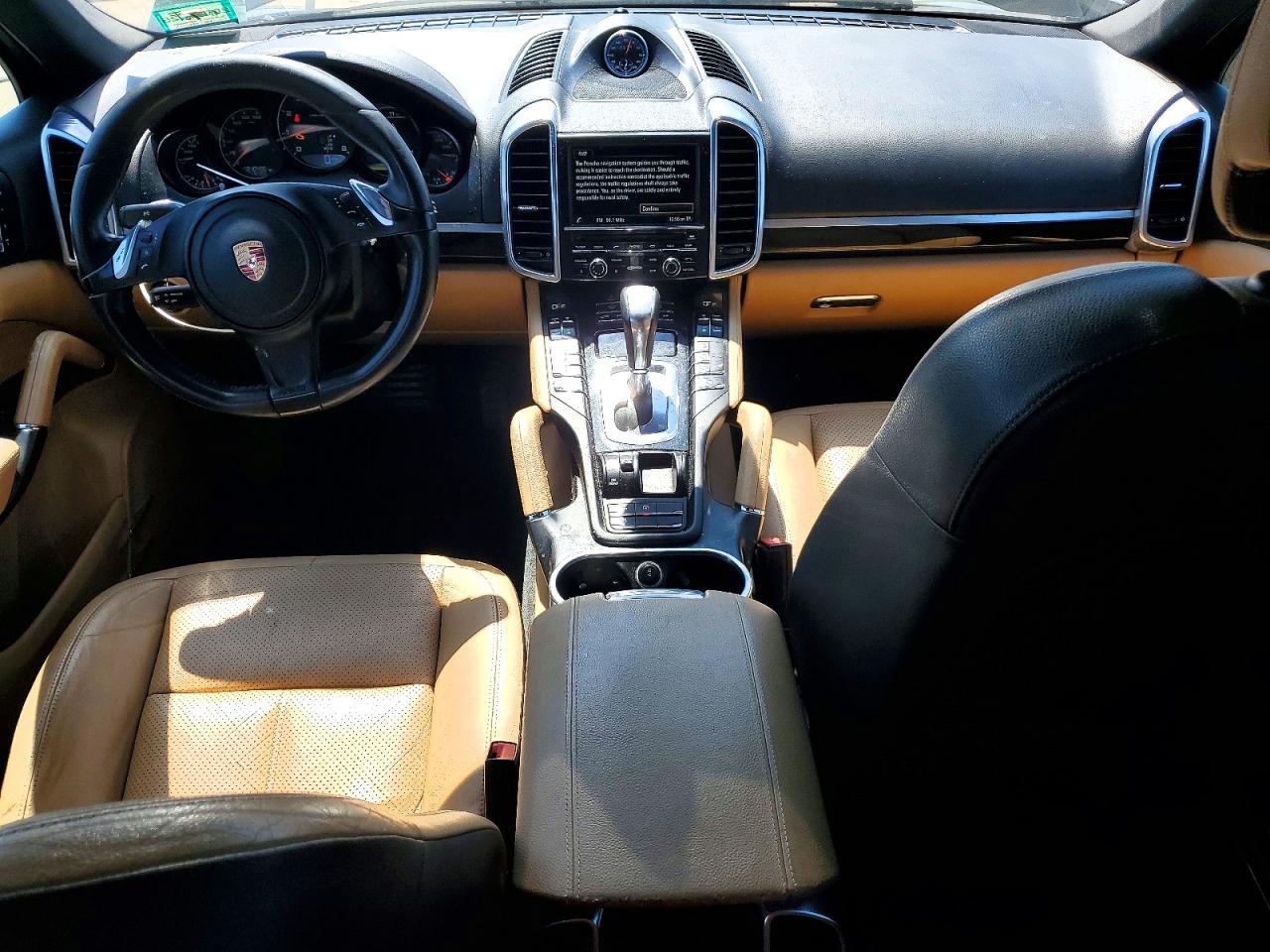 2014 PORSCHE CAYENNE