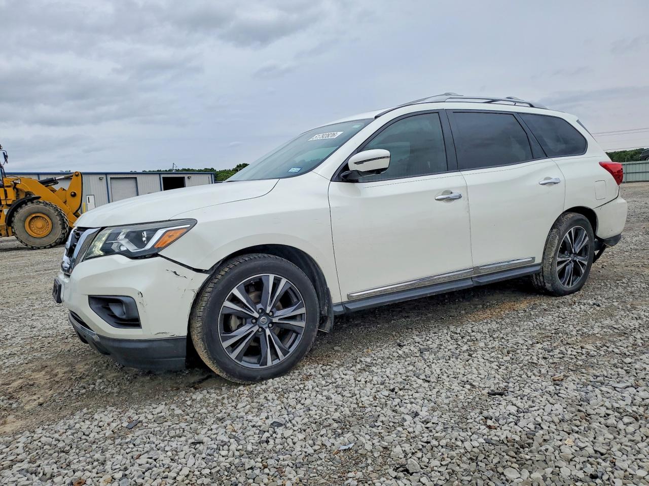 2017 NISSAN PATHFINDER