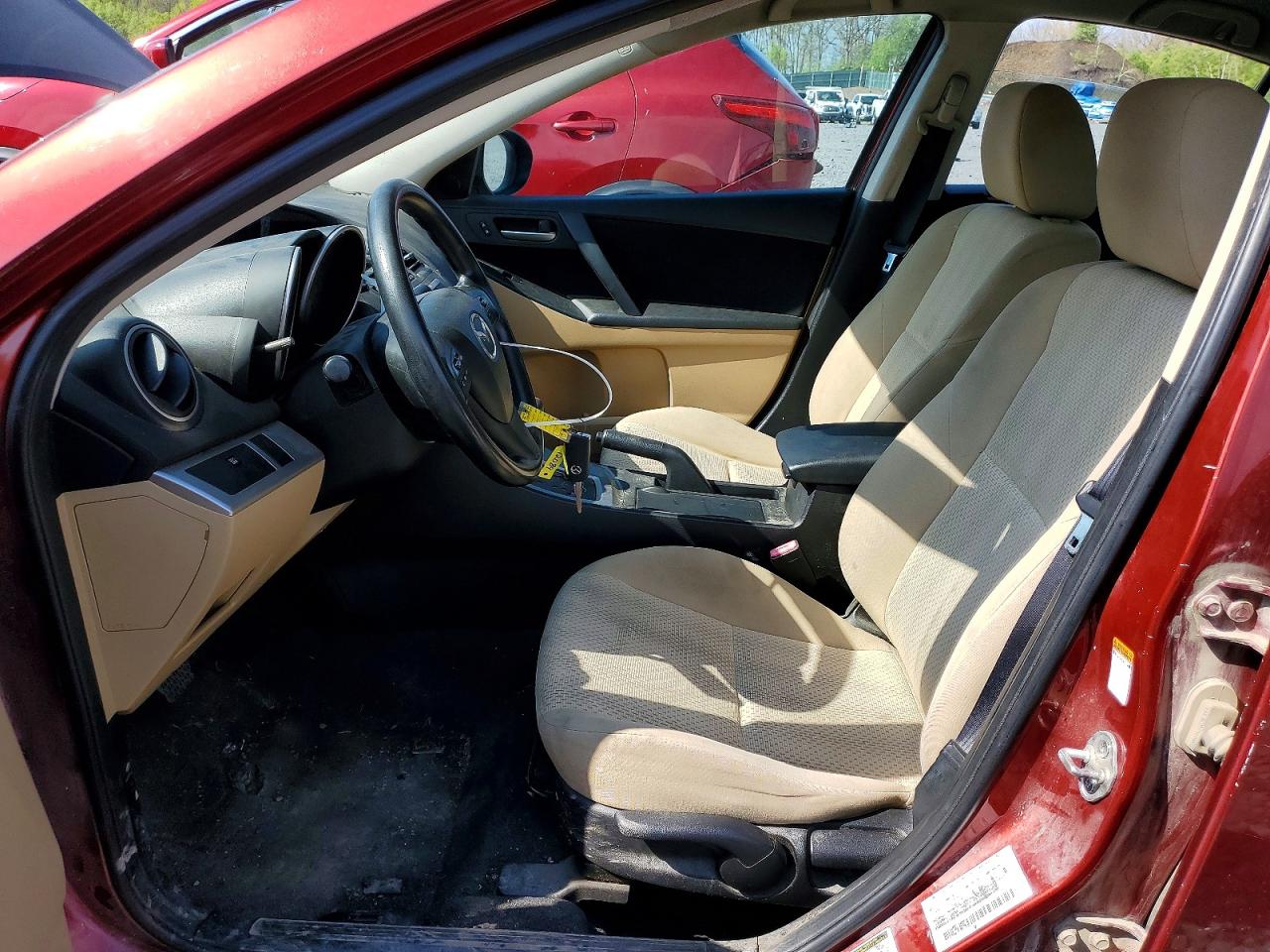 2011 MAZDA 3