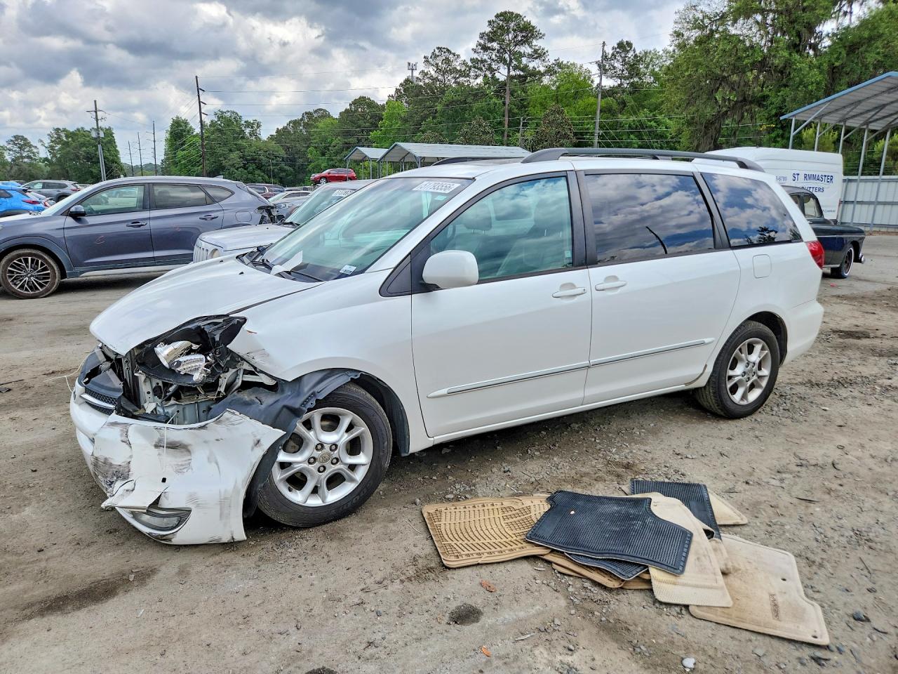 2005 TOYOTA SIENNA